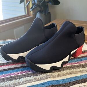 IRi NYC Wes black Red low Top Slip on Womens Sneaker size Eu 36 US 5.5